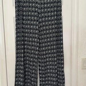 Elegant Black and White Geometric Women's Wide Leg Pants